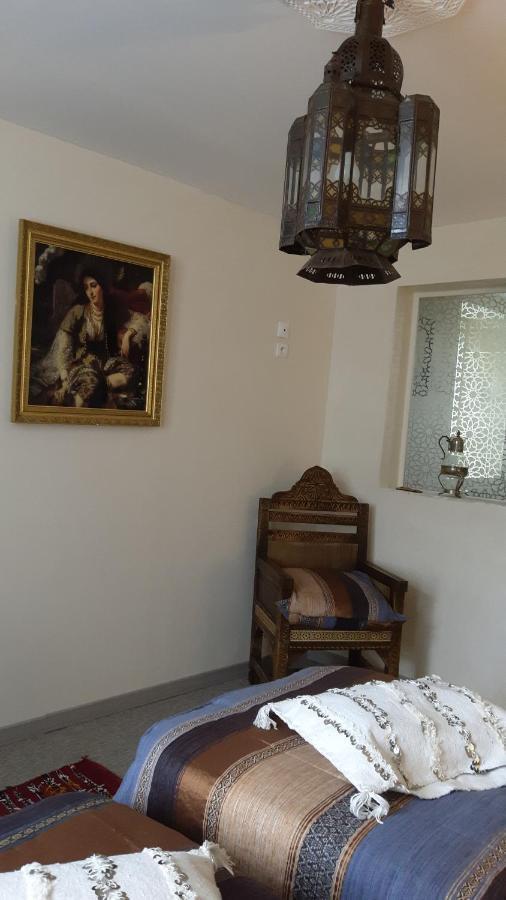 Bed and Breakfast La Morgiane Saint-Germain-les-Vergnes Esterno foto