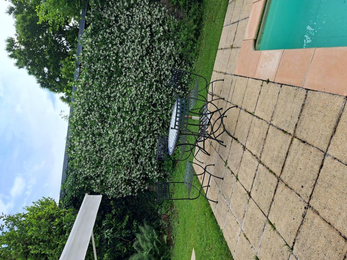 Bed and Breakfast La Morgiane Saint-Germain-les-Vergnes Esterno foto